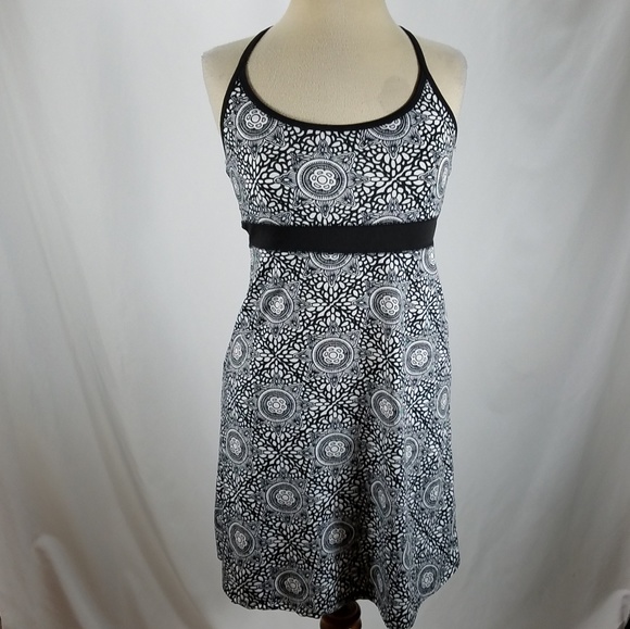 athletic dresses with built in bra